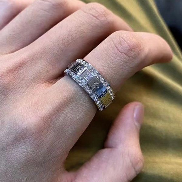 高級ブランドルイヴィトン バーグ ツイステッド フラワー リング 指輪 本物 M0903L