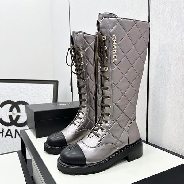 希少シャネル ロゴ コンバットブーツ 本物 shk93315