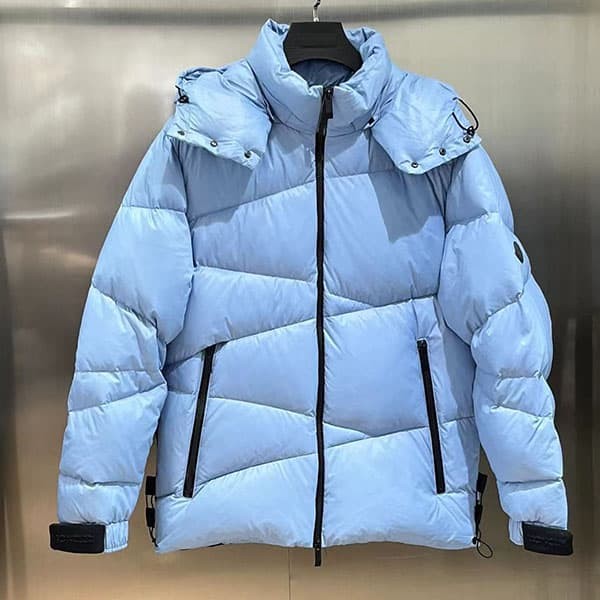 高品質 モンクレール ショート ダウンジャケット 本物 Powder Blue moz66712