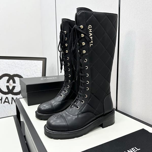 最安値挑戦シャネル 本物 ロゴ コンバットブーツ shp67163