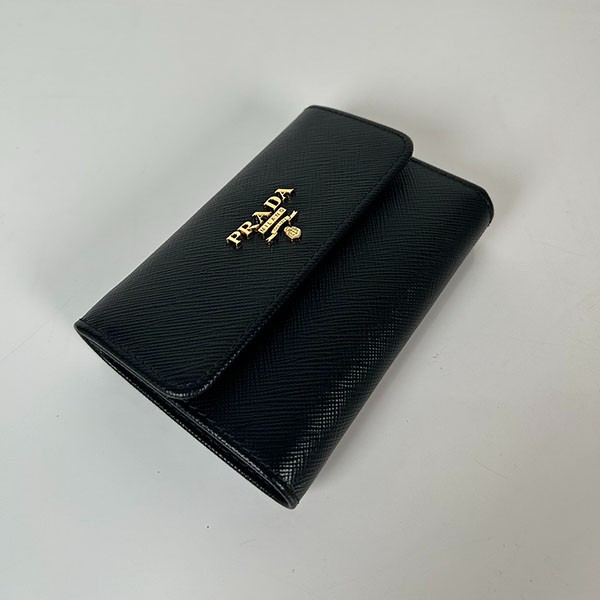 すぐ届 プラダ 本物☆ヴィッテロムーブ 三つ折り財布 ロゴ pua00924