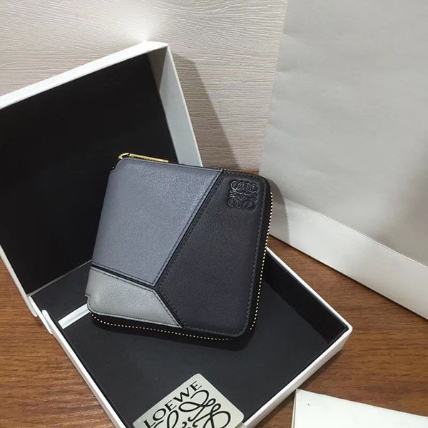 累積売上総額第１位！ロエベ◇パズル◇ラウンドジップ二つ折り財布 本物 lon58093