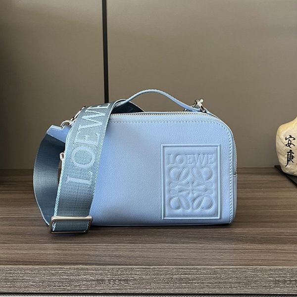 【大特価】ロエベ カメラ クロスボディバック 本物 ショルダーバッグ loy73512