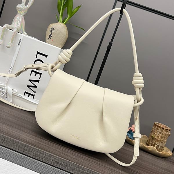 n級品 おすすめロエベ Paseo 本物 パセオ サッチェルバッグ lok30907