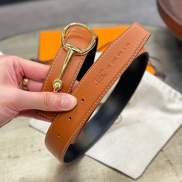 ブティックエルメスリバーシブルベルト Casaque 本物 erg20189