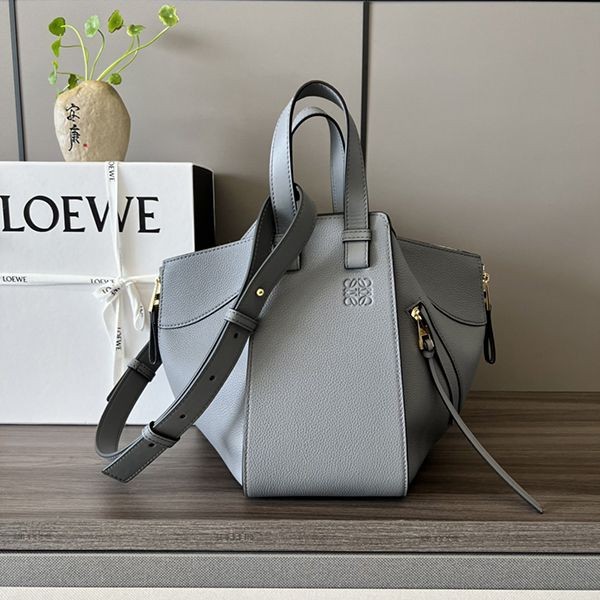 ロエベ ハンモック 本物 Hammock Small Bag Lapistal スペチアーレ lol37678