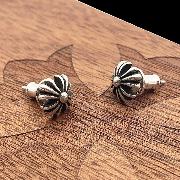 クロムハーツ Earring CH Cross スタッド ピアス 本物 Kub56074