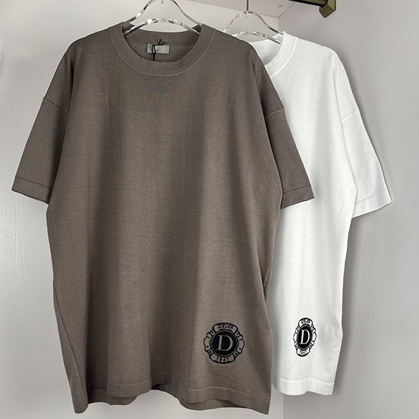 《バックプリントがかっこいい★》ディオール クルーネックTシャツ 本物 483M648A