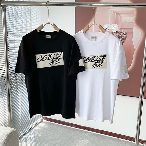 すぐ届 モンクレール 1952 ロゴパッチ 半袖Tシャツ 本物 2色 mod98820