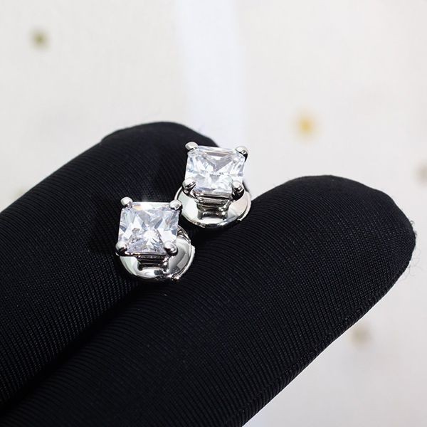 ＜最新で絶対欲しい>ブルガリ ダイヤモンド ピアス 本物 But08992