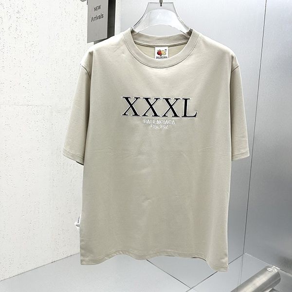 バレンシアガ シグネチャーショートスリーブTシャツ 本物 vun33174