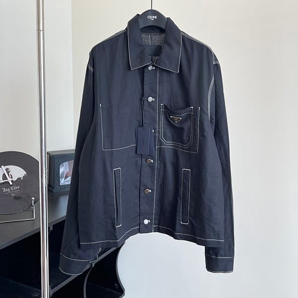 入手困難プラダ 本物 Re-Nylon ブルゾンジャケット puj62384