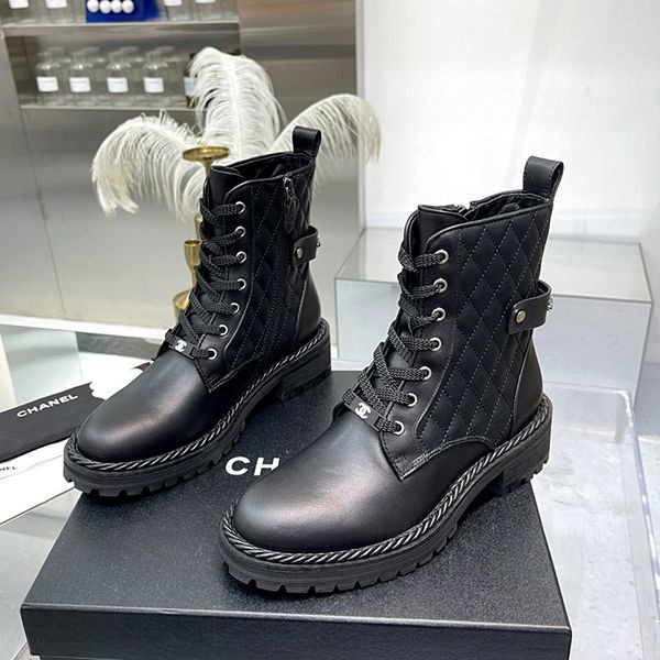 定番シャネル 本物 レースアップ レザーアンクルブーツ she70717