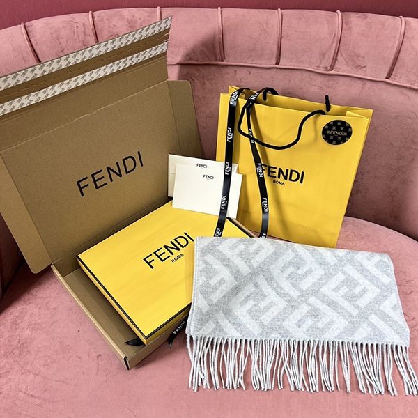 【フェンディ】FFマフラー 本物ロング カシミア フリンジ FFジャカード fej79181