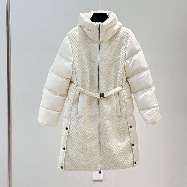 ギフトに最適モンクレール 本物 Caille カイユ ベルト付ハイネックロングダウンコート 31C0001559713