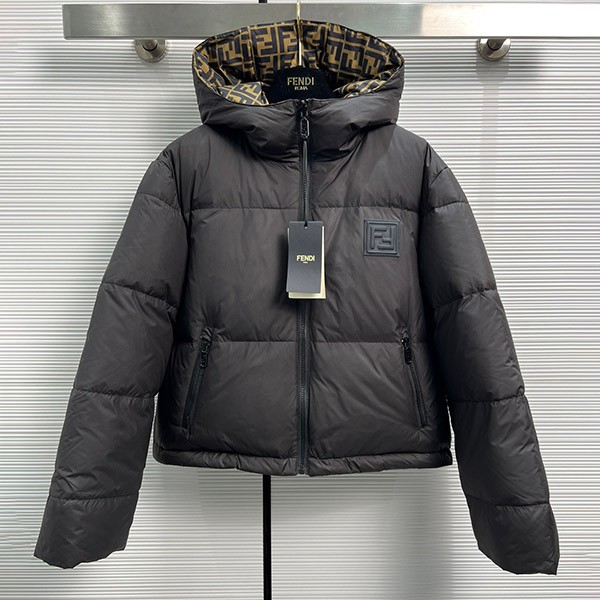 フェンディ ダウンジャケット 本物 リバーシブル feo02599