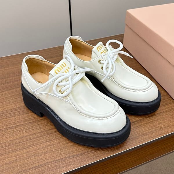 すぐ届ミュウミュウ 本物 ローファー プラットフォーム レースアップ シューズ myj83101