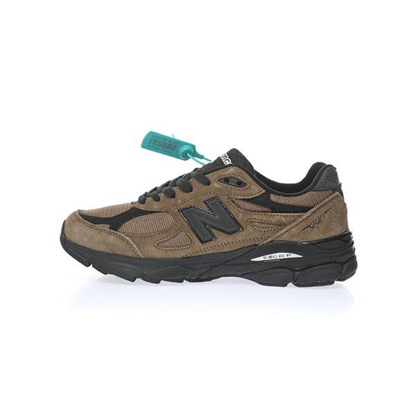 大人気！990v3 本物 キス × ニューバランス ピスタチオ コレクション M990V3 nyp53606