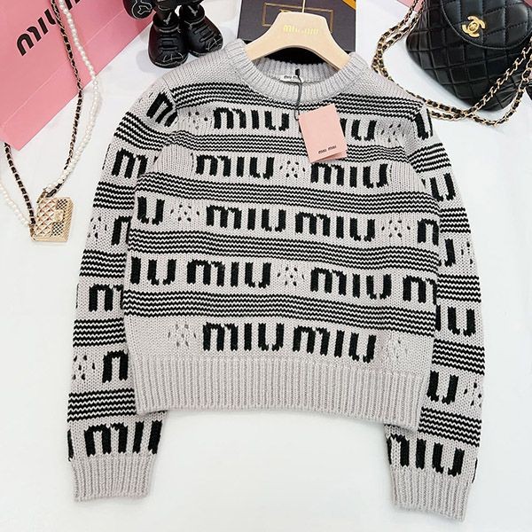 ミュウミュウ ロゴ柄カシミヤセーター 本物 myb25241
