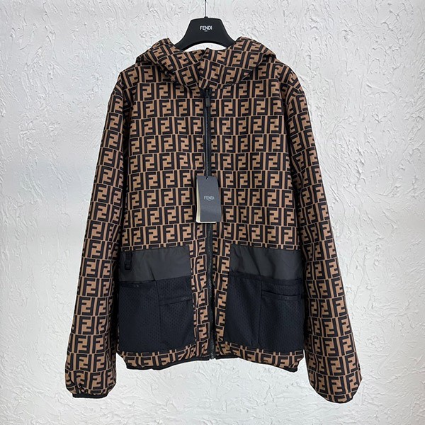 フェンディ ウィンドブレーカー 本物◆Brown◆ fep13481