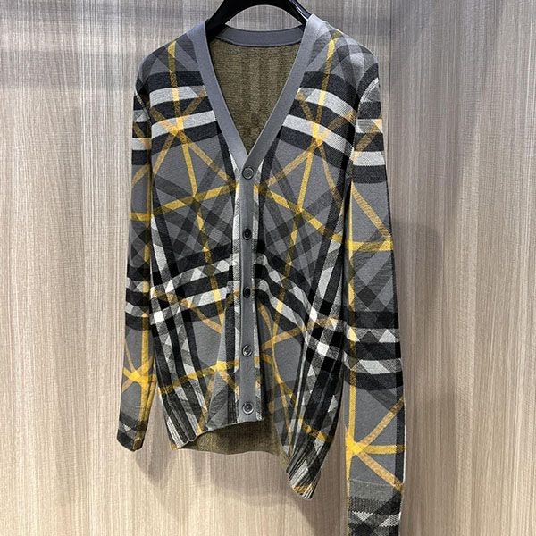 人気急上昇 バーバリー ウール カシミア カーディガン 本物 Baq80181