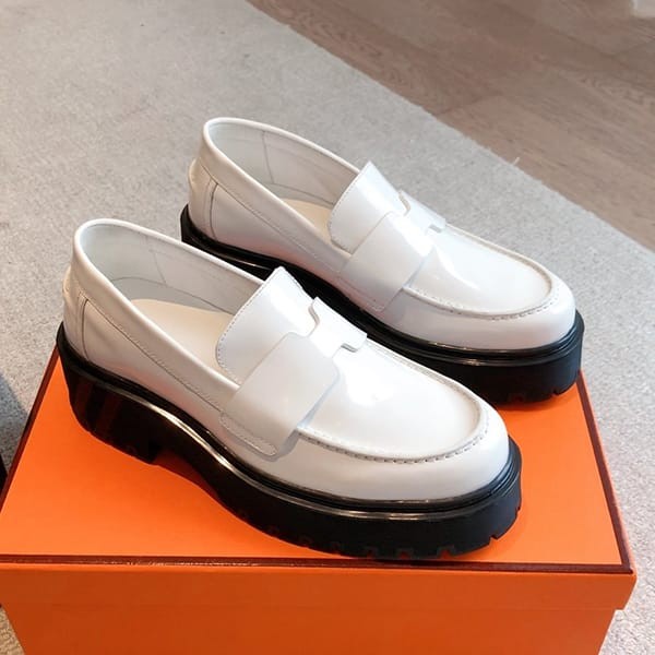 《大人気》エルメス 本物 ヒッチモカシン ローファー erd10233