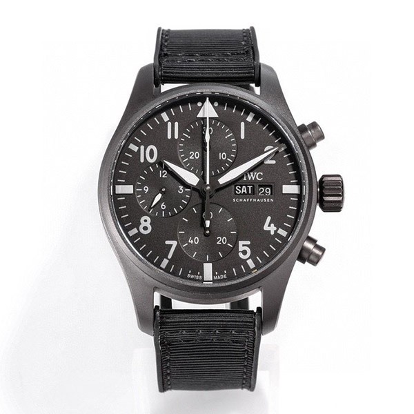 IWC 本物 パイロットウォッチ クロノ41 メルセデスAMG ペトロナスF1チーム Eブティック限定 iwj51837