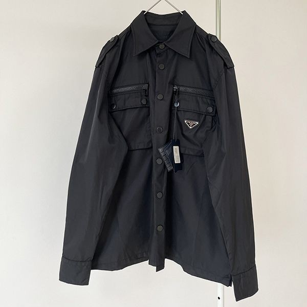 超人気プラダ レナイロン 本物トライアングルロゴ コーチ ジャケット puw29166