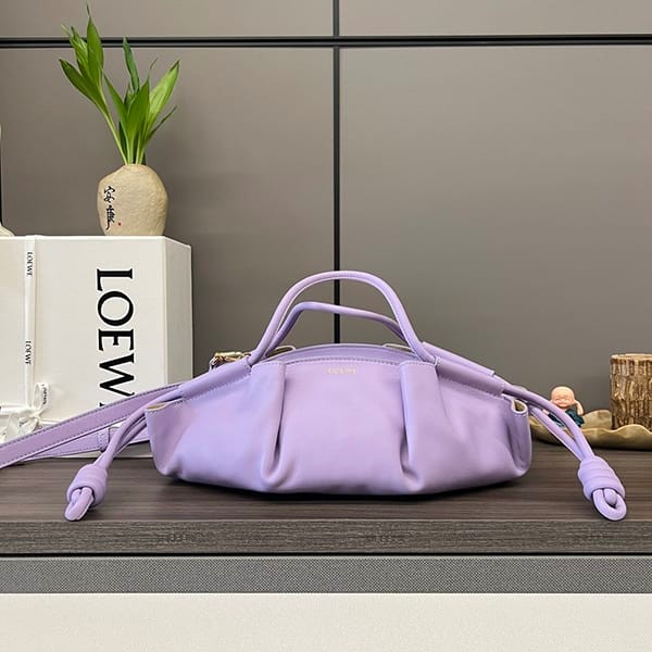 送料込ロエベ 本物 パセオ スモール シャイニーナッパ ハンドバッグ lod42946