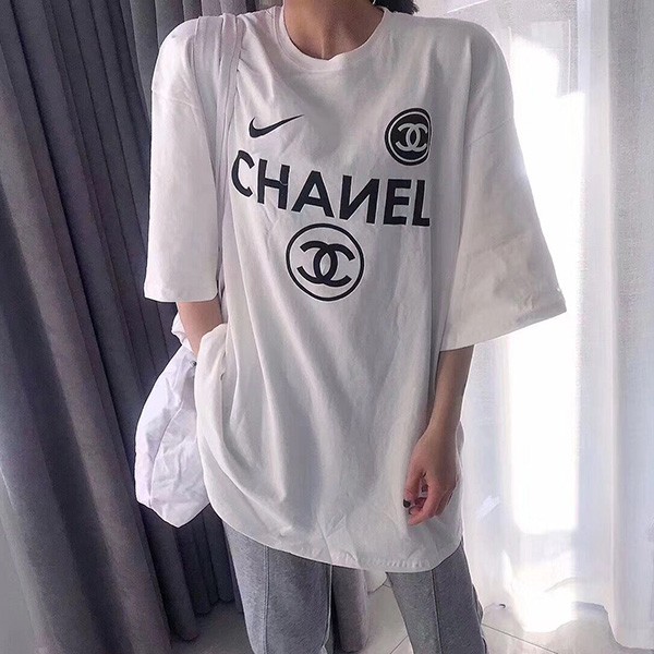 シャネル ナイキ Tシャツ 本物コラボ！ COCO5 Tシャツ 選べる2色☆大人気 she66176