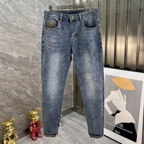 クロムハーツ セメタリークロスパッチ デニム パンツ 本物 Kun47250