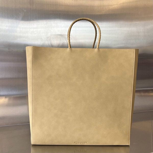 n級品 おすすめ ボッテガヴェネタ ミディアム 本物 ブラウン バッグ カーフ bon19035