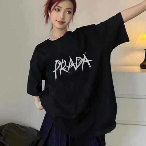 新作入手困難 プラダ ロゴ Tシャツ 本物 ブラック puz66835