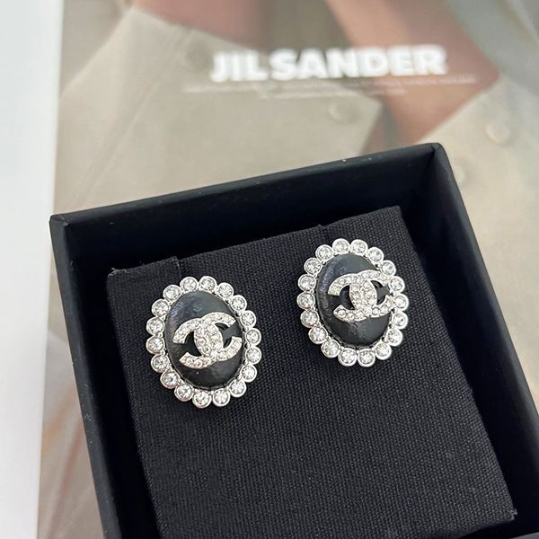 定番人気 シャネル cc ピアス 本物 AB9233