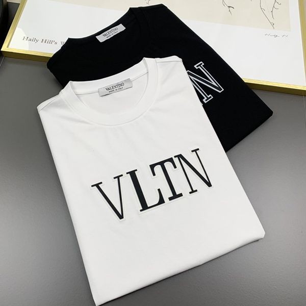 n級品 おすすめヴァレンティノ 本物 SIGNATURE プリント Tシャツ Vus55838
