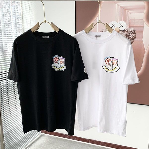 《大人気》モンクレール 本物 プリントモチーフTシャツ moa00331