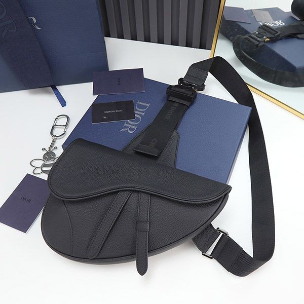 大人気!ディオール SADDLE バッグ 本物 グレインドカーフスキン del26485