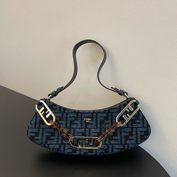 ☆超人気☆フェンディ ショルダーバッグ 本物 2Way ロゴ O LOCK SWING HOBO fet74122