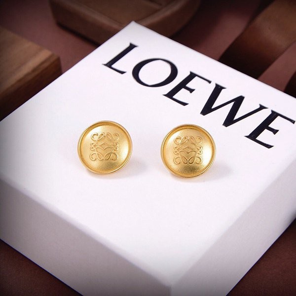 入手困難品！ロエベ アナグラム ピアス 本物 los91957