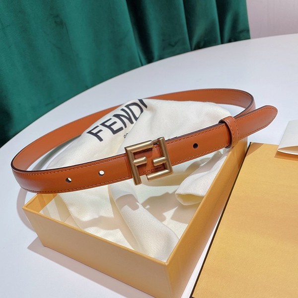 新作 フェンディ 本物FFモチーフ レザー ベルト カーフレザー feu08612