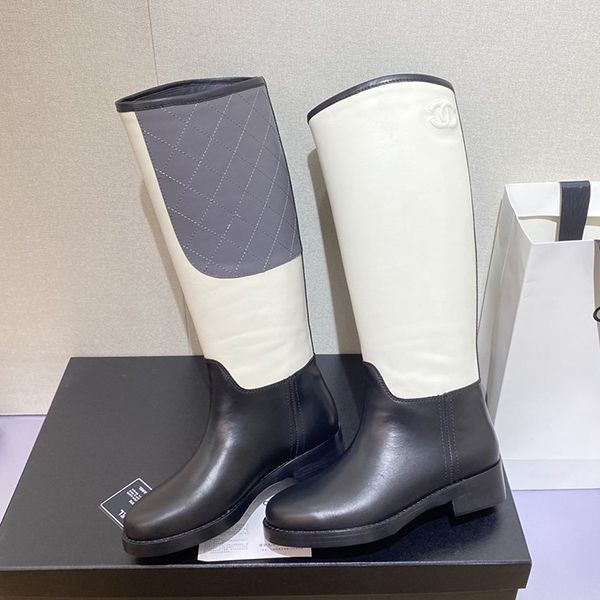 セレブ多数愛用シャネル ロングブーツ CCマーク 本物 shm69480