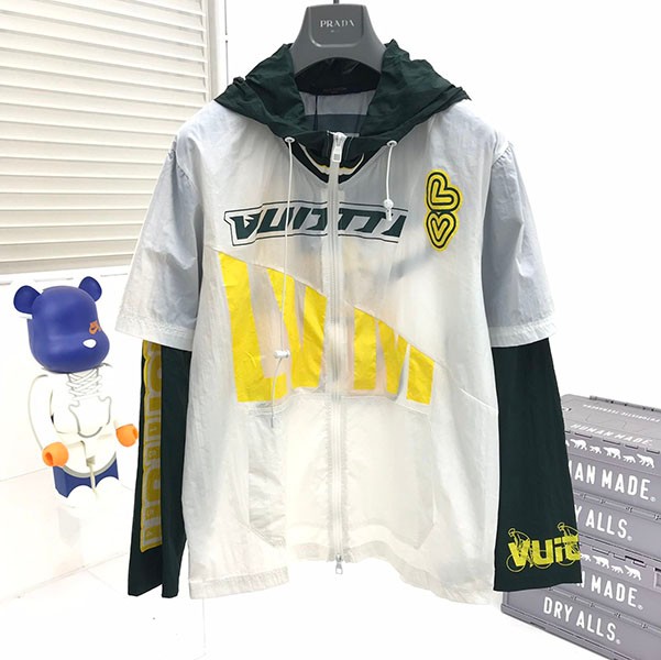 ルイヴィトン ウインドブレーカー 本物 vut58318