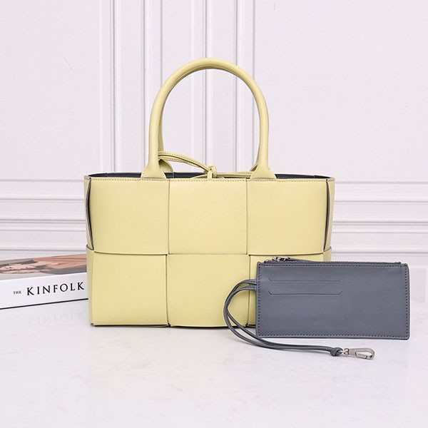目を惹くカラー ボッテガヴェネタ アルコ トート本物ARCO TOTE bol03255
