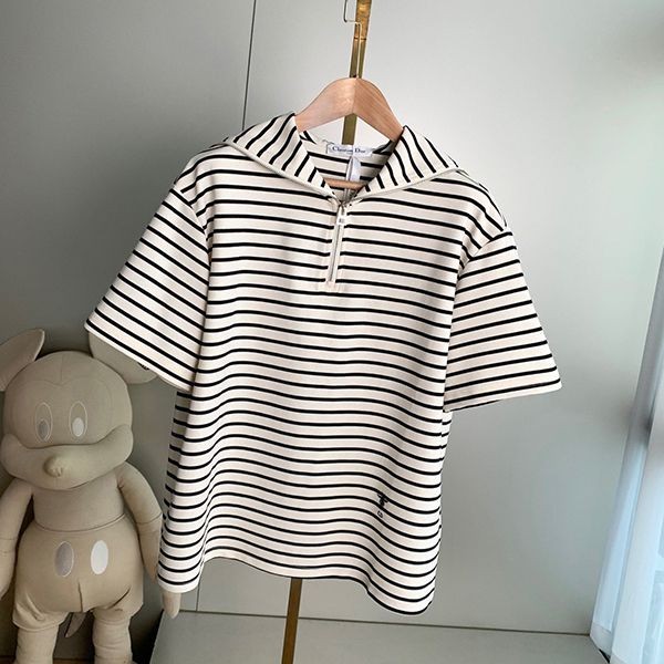 ディオール ロゴ コットンジャージー Tシャツ 本物 dem93635