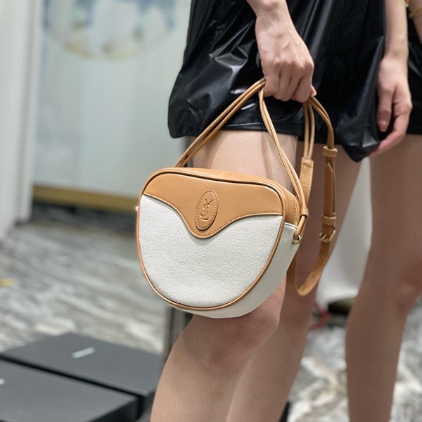 【日本未発売】サンローラン ショルダーバッグ 本物 YSL モノグラム クールバッグ 67526095G3W9080