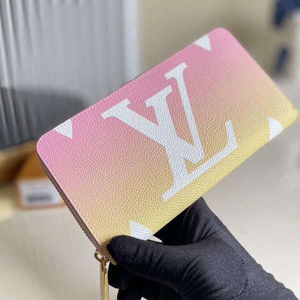 ルイヴィトン 財布 コピー ジッピー ウォレット ピンク LV20329