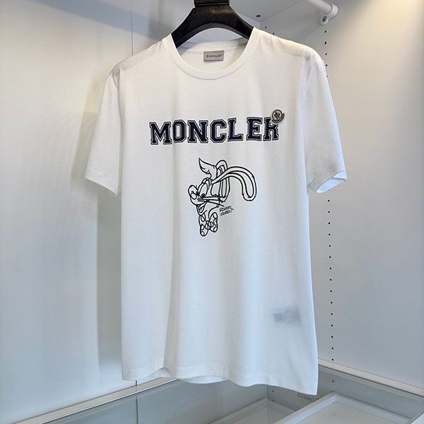 モンクレール ロゴ付きロジャーラビットプリントTシャツ 本物 I10918C000